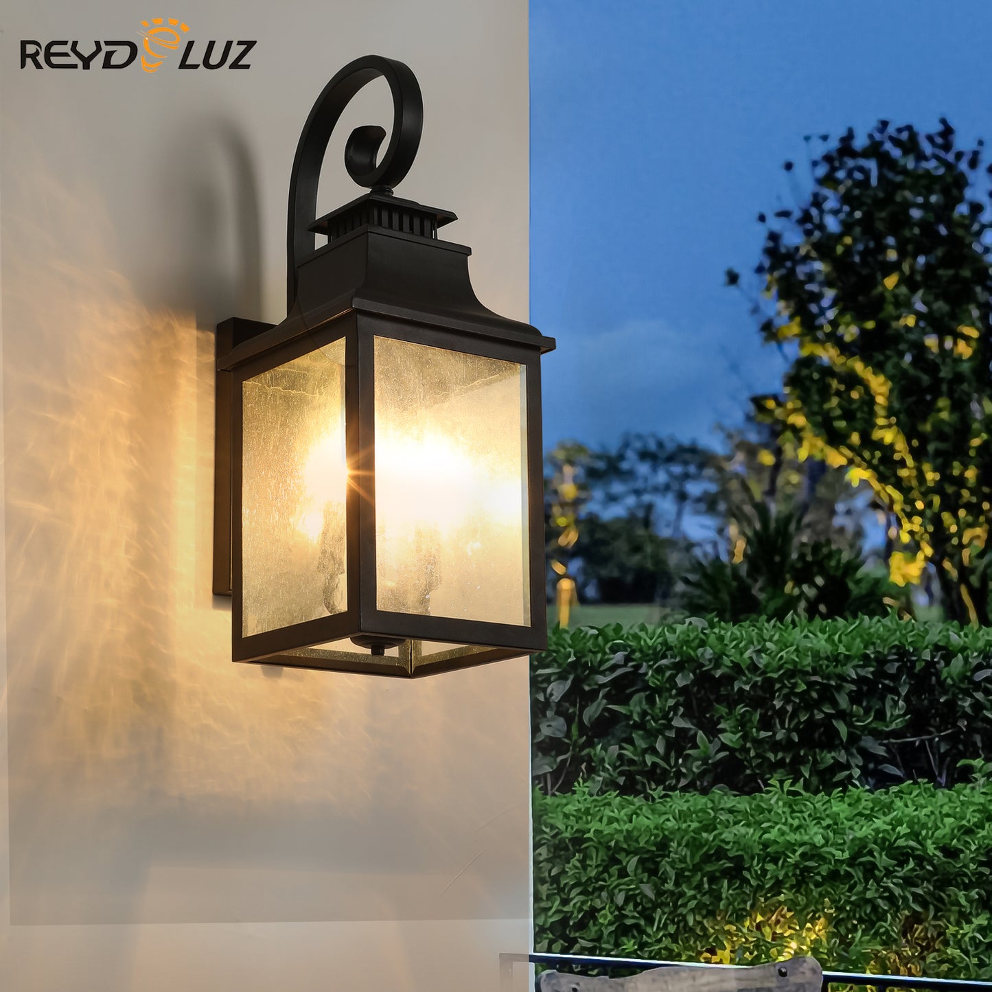 REYDELUZ 11.60" Outdoor Wall Lamps With Glass Supports multiple types of light bulbs